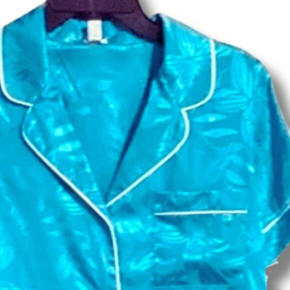 NWT - SATIN FEEL PRINTED JACQUARD PAJAMA AND LOUNGE WEAR COLOR CROWN TURQ - Picture 5 of 5